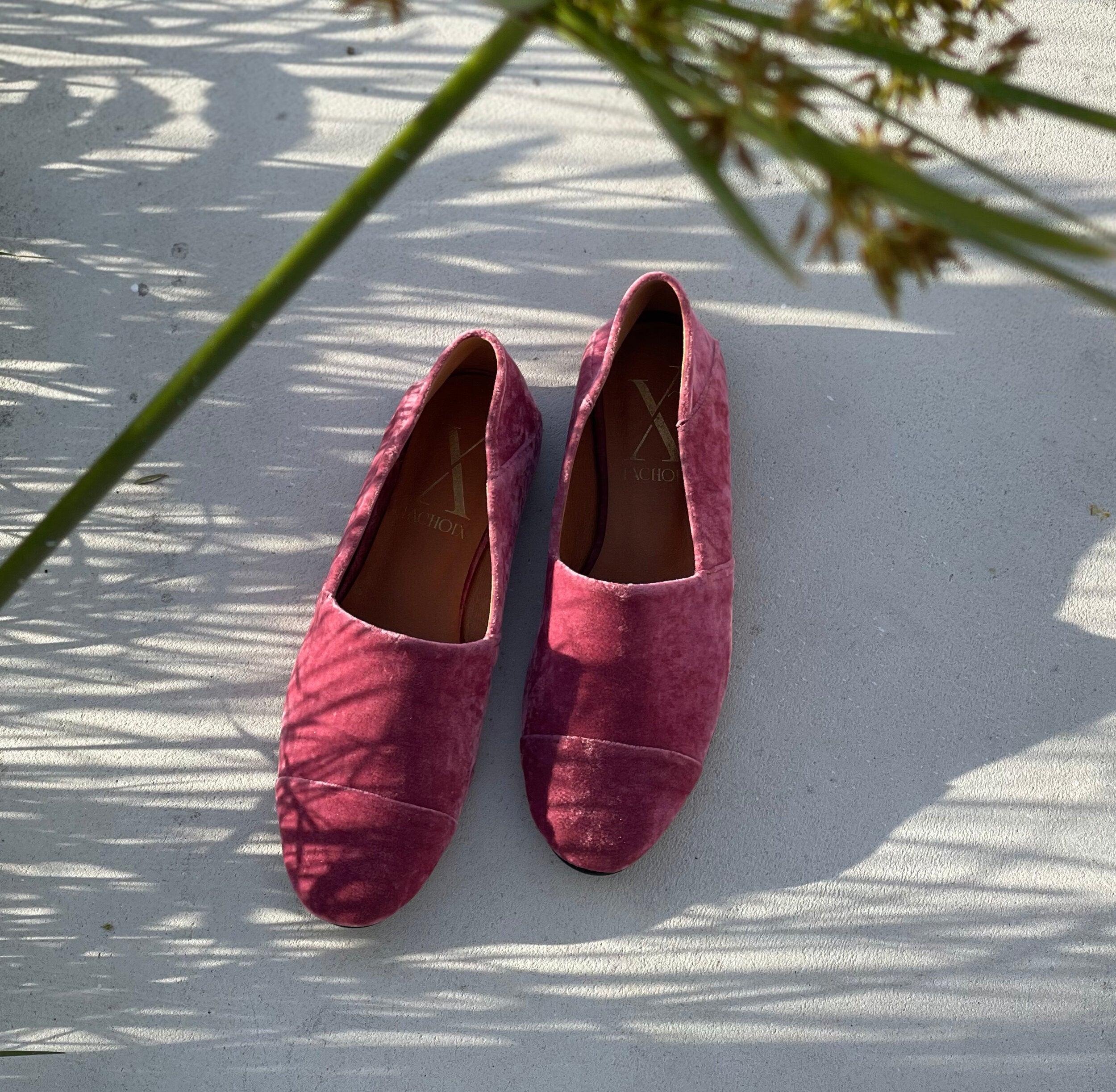 Toms on sale velvet shoes